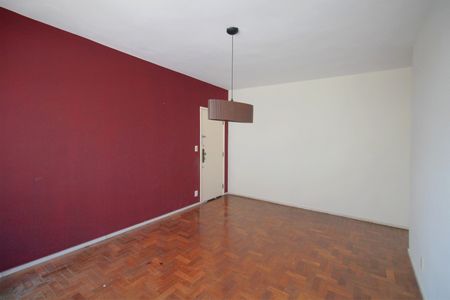 Apartamento à venda com 201m², 4 quartos e 2 vagasSala