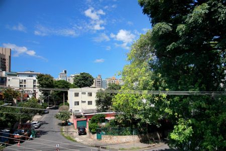 Apartamento à venda com 201m², 4 quartos e 2 vagasVista do Quarto 2