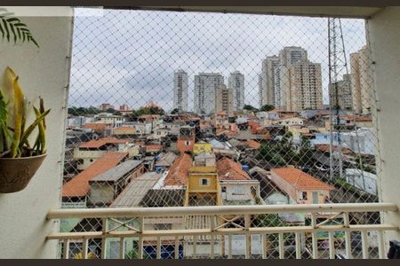 Apartamento à venda com 74m², 3 quartos e 1 vaga Apartamento à venda com 74m², 3 quartos e 1 vagaVaranda