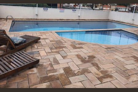 Apartamento à venda com 74m², 3 quartos e 1 vaga Apartamento à venda com 74m², 3 quartos e 1 vagaÁrea comum - Piscina