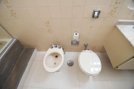 Apartamento para alugar com 130m², 3 quartos e 2 vagasBanheiro 1