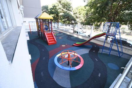 Apartamento para alugar com 130m², 3 quartos e 2 vagasÁrea comum - Playground