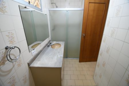 Apartamento para alugar com 130m², 3 quartos e 2 vagasBanheiro 2