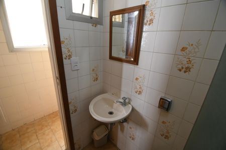 Apartamento para alugar com 130m², 3 quartos e 2 vagasBanheiro de serviço