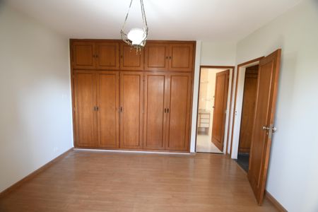 Apartamento para alugar com 130m², 3 quartos e 2 vagasQuarto 3 - Suíte