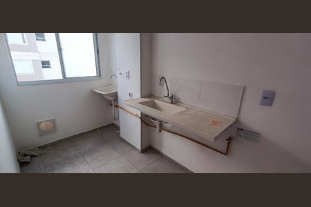 Apartamento para alugar com 48m², 2 quartos e sem vaga Apartamento para alugar com 48m², 2 quartos e sem vagaCozinha e Área de Serviço