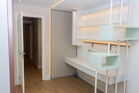 Apartamento para alugar com 233m², 3 quartos e 3 vagas Apartamento para alugar com 233m², 3 quartos e 3 vagasSuíte 2