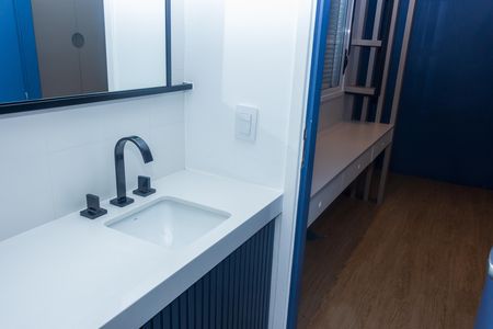 Apartamento para alugar com 233m², 3 quartos e 3 vagas Apartamento para alugar com 233m², 3 quartos e 3 vagasBanheiro da Suíte 1