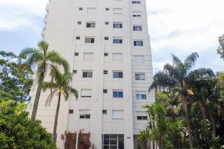 Apartamento para alugar com 233m², 3 quartos e 3 vagas Apartamento para alugar com 233m², 3 quartos e 3 vagasFachada do bloco