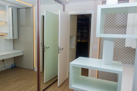 Apartamento para alugar com 233m², 3 quartos e 3 vagas Apartamento para alugar com 233m², 3 quartos e 3 vagasSuíte 2