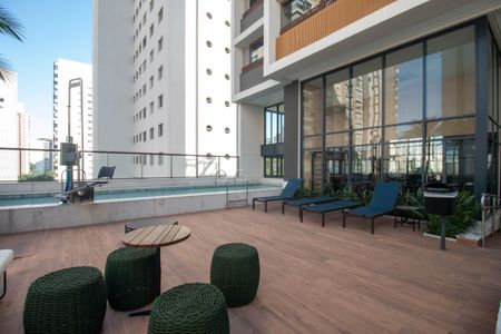 Studio à venda com 27m², 1 quarto e sem vagaPiscina