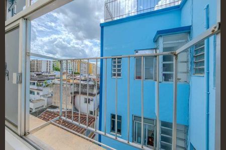 Apartamento à venda com 60m², 2 quartos e 1 vaga