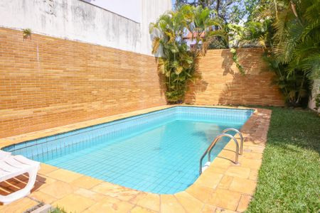 Casa à venda com 206m², 3 quartos e 4 vagasPiscina