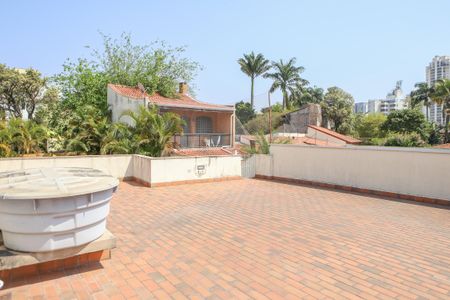 Casa à venda com 206m², 3 quartos e 4 vagasTerraço