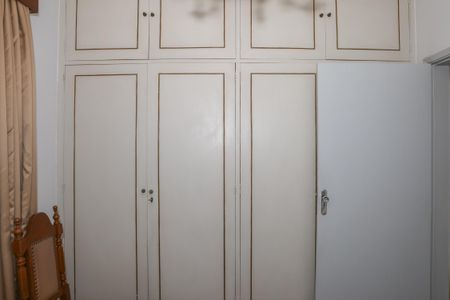 Casa à venda com 206m², 3 quartos e 4 vagasQuarto