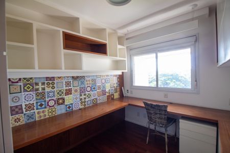 Apartamento à venda com 205m², 3 quartos e 3 vagasSuite 2