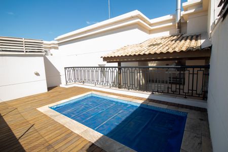 Apartamento à venda com 205m², 3 quartos e 3 vagasPiscina