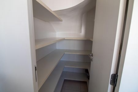 Apartamento à venda com 205m², 3 quartos e 3 vagasDispensa
