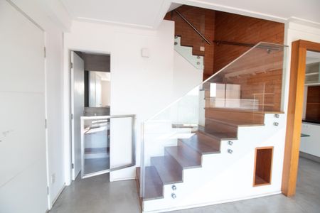 Apartamento à venda com 205m², 3 quartos e 3 vagasEscada