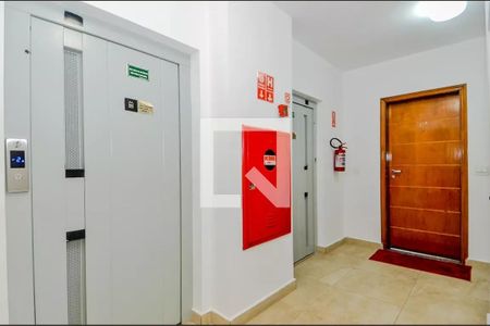 Apartamento à venda com 69m², 2 quartos e 1 vagaHall de entrada