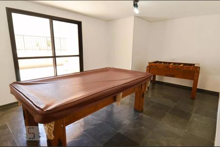 Apartamento à venda com 69m², 2 quartos e 1 vagaÁrea comum