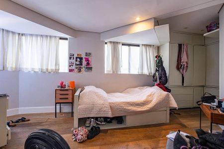 Apartamento à venda com 190m², 2 quartos e 3 vagasQuarto 1