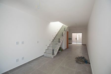 Casa à venda com 115m², 3 quartos e 2 vagasSala/Cozinha