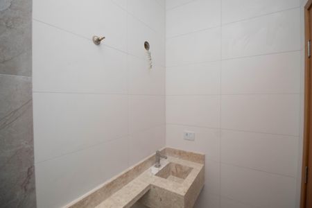 Casa à venda com 115m², 3 quartos e 2 vagasBanheiro da Suíte 2