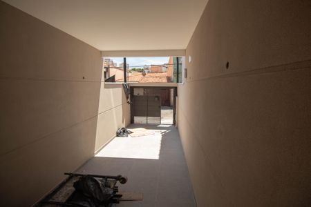 Casa à venda com 115m², 3 quartos e 2 vagasGaragem