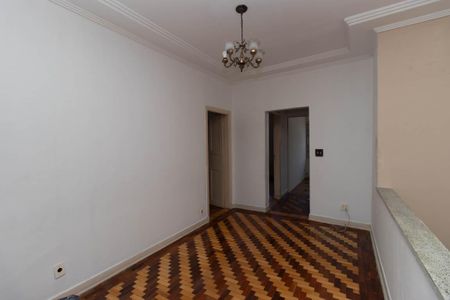 Casa à venda com 267m², 4 quartos e sem vagaSala