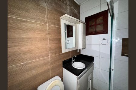 Casa para alugar com 110m², 2 quartos e 1 vaga Casa para alugar com 110m², 2 quartos e 1 vagaBanheiro