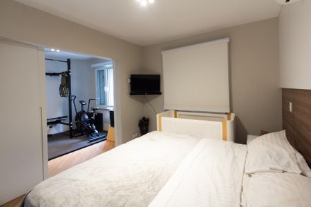 Apartamento à venda com 126m², 3 quartos e 2 vagas Apartamento à venda com 126m², 3 quartos e 2 vagasQuarto 1