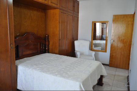 Apartamento à venda com 85m², 2 quartos e 2 vagasSuíte