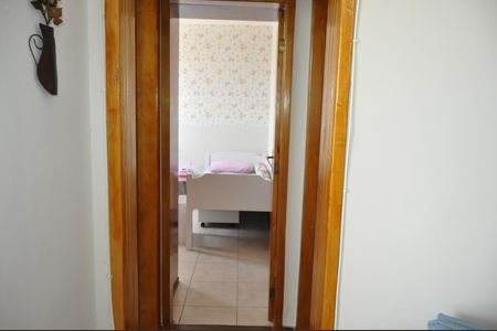 Apartamento à venda com 85m², 2 quartos e 2 vagasCorredor