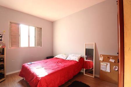 Casa à venda com 117m², 2 quartos e 2 vagasQuarto