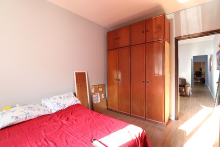 Casa à venda com 117m², 2 quartos e 2 vagasQuarto