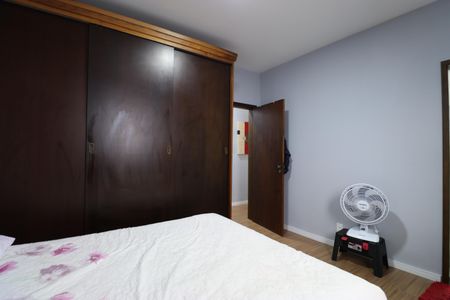 Casa à venda com 117m², 2 quartos e 2 vagasSuíte