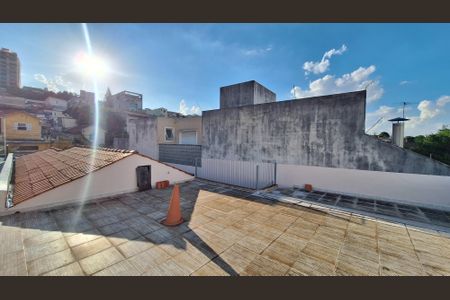 Casa à venda com 117m², 2 quartos e 2 vagasVaranda