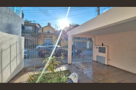 Casa à venda com 117m², 2 quartos e 2 vagasQuintal