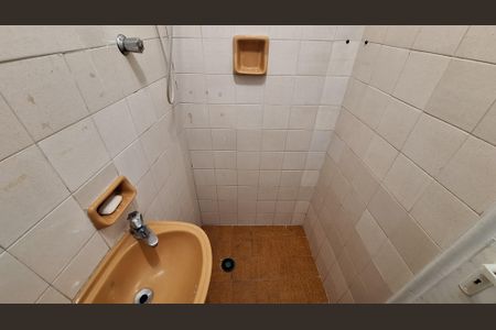 Casa à venda com 117m², 2 quartos e 2 vagasBanheiro de serviço