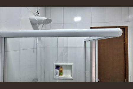 Casa à venda com 117m², 2 quartos e 2 vagasBanheiro Social