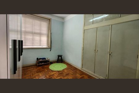 Casa à venda com 493m², 6 quartos e 3 vagas Casa à venda com 493m², 6 quartos e 3 vagasFoto 04