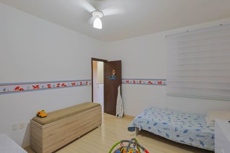 Casa para alugar com 220m², 4 quartos e 6 vagasQuarto 2