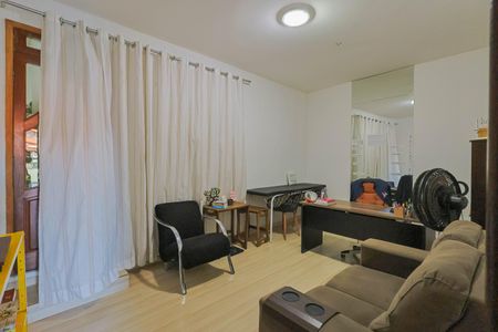 Casa para alugar com 220m², 4 quartos e 6 vagasQuarto 1