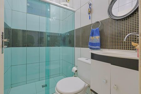 Casa para alugar com 220m², 4 quartos e 6 vagasBanheiro 2