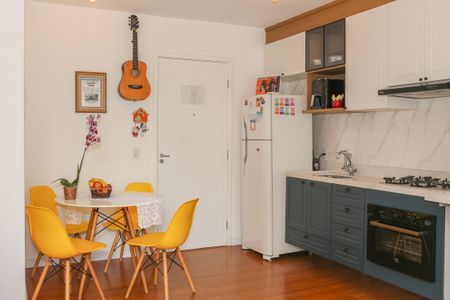 Apartamento à venda com 37m², 2 quartos e sem vagaSala e Cozinha