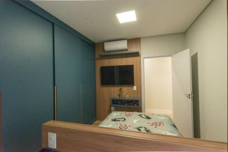 Casa de condomínio à venda com 225m², 4 quartos e 5 vagas Casa de condomínio à venda com 225m², 4 quartos e 5 vagasSuíte 1