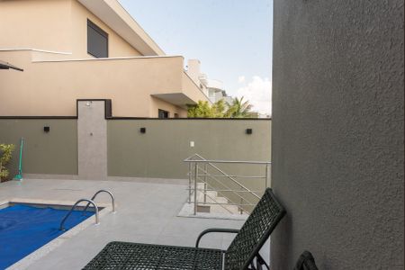 Casa de condomínio à venda com 225m², 4 quartos e 5 vagas Casa de condomínio à venda com 225m², 4 quartos e 5 vagasVista da Suíte 3