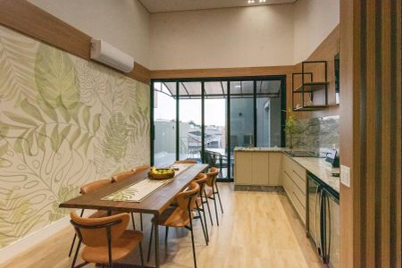 Casa de condomínio à venda com 225m², 4 quartos e 5 vagas Casa de condomínio à venda com 225m², 4 quartos e 5 vagasCozinha