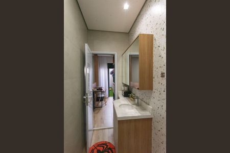 Casa de condomínio à venda com 225m², 4 quartos e 5 vagas Casa de condomínio à venda com 225m², 4 quartos e 5 vagasBanheiro da Suíte 1